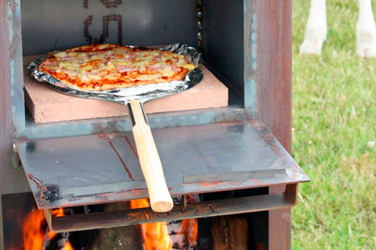 Buitenkachel met pizzaoven kopen