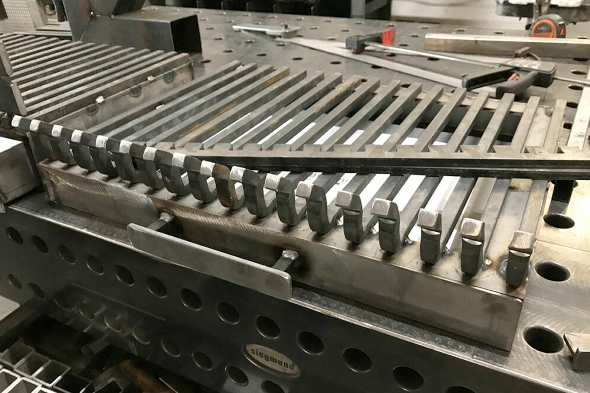 Stookrooster met aslade