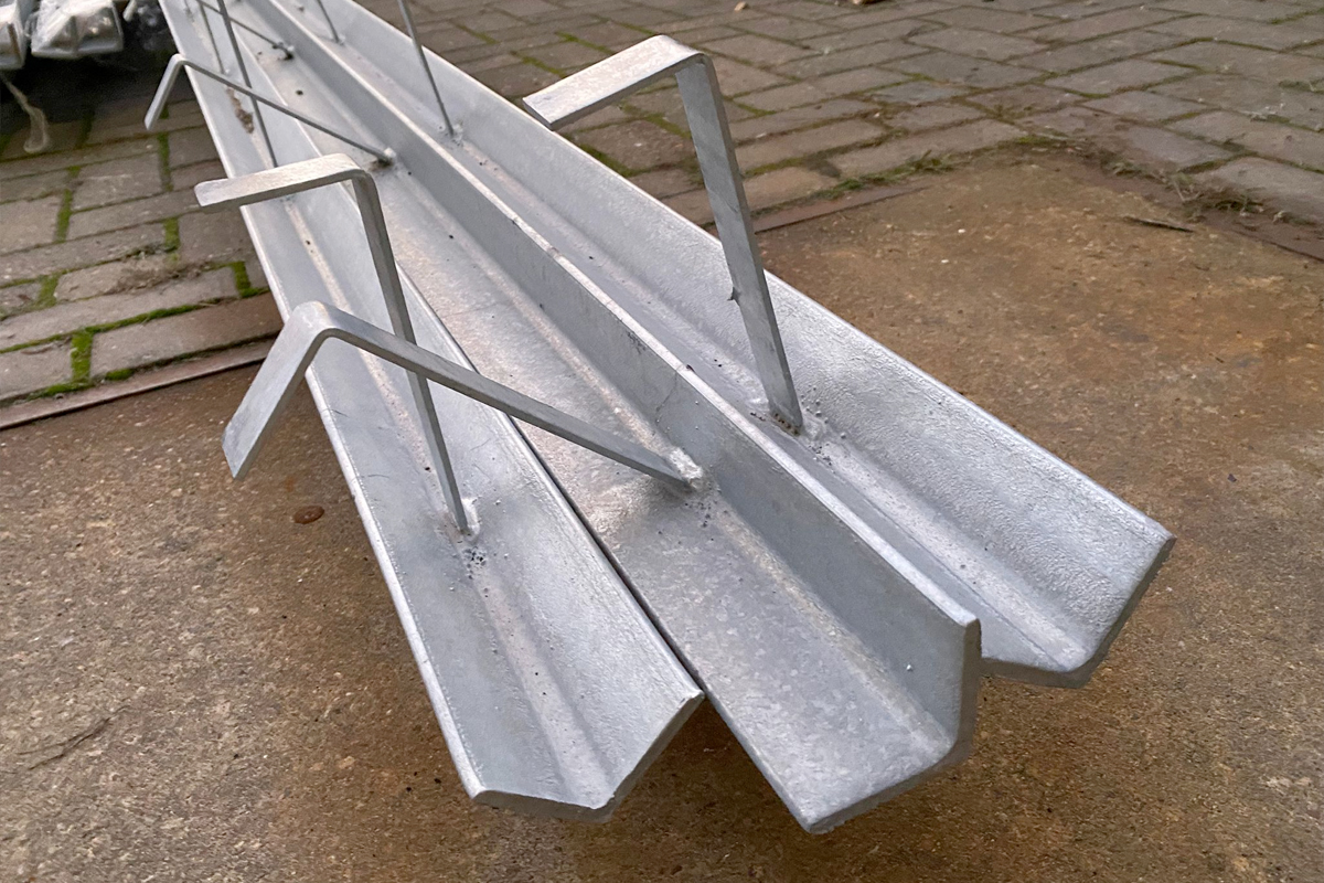 Hoeklijn voor garagedeur