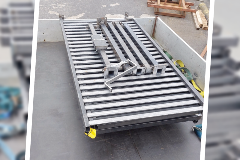 Stalen balustrade met lamellen