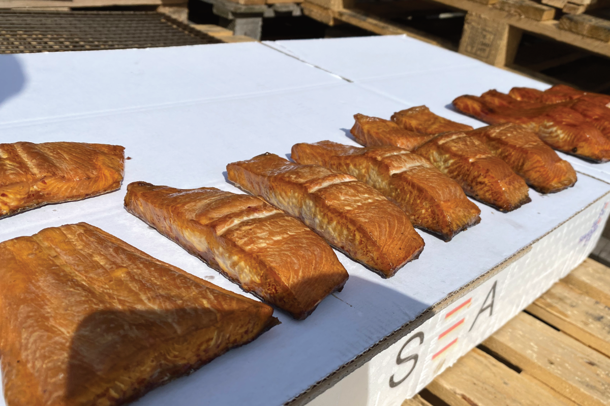 Is zelf zalm roken goedkoper