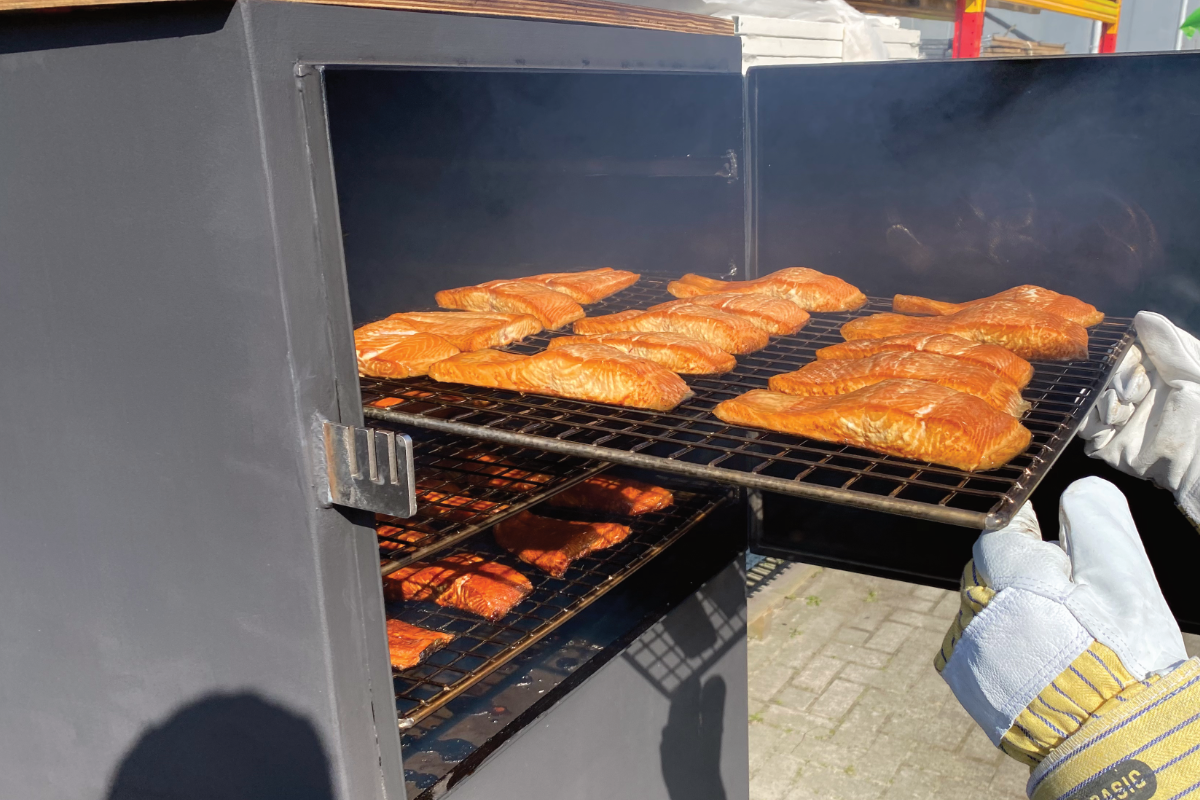 Welke kruiden op zalm om te roken